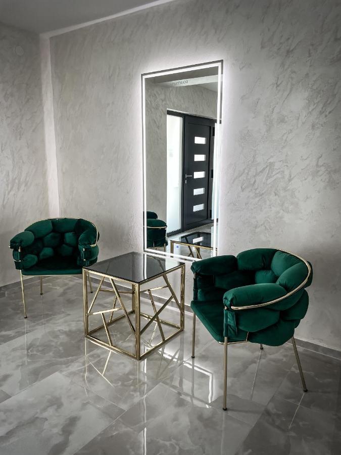 Apartmani Mila Laktaši Extérieur photo
