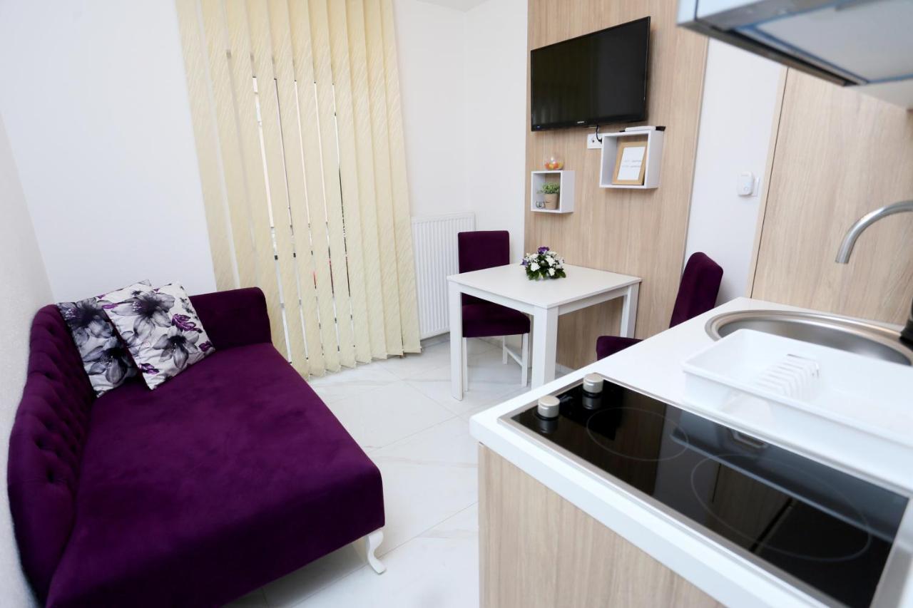 Apartmani Mila Laktaši Extérieur photo