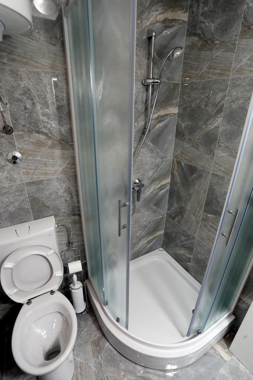 Apartmani Mila Laktaši Extérieur photo